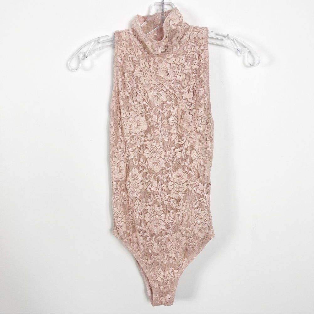 Nightcap Victorian Lace High Neck Bodysuit Size Small NWT Petal Pink